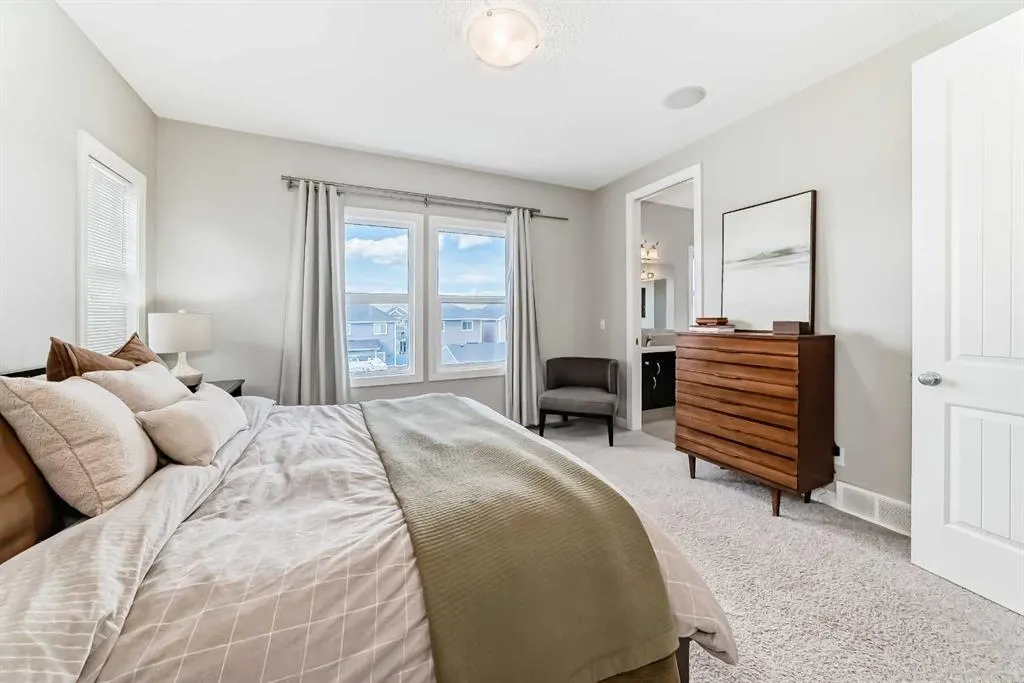 403 River Heights Crescent
