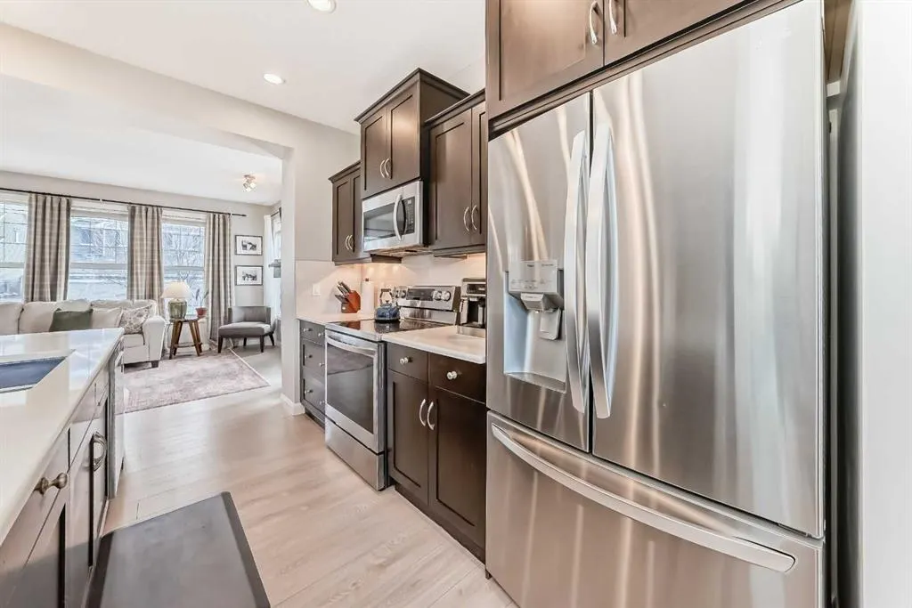 403 River Heights Crescent