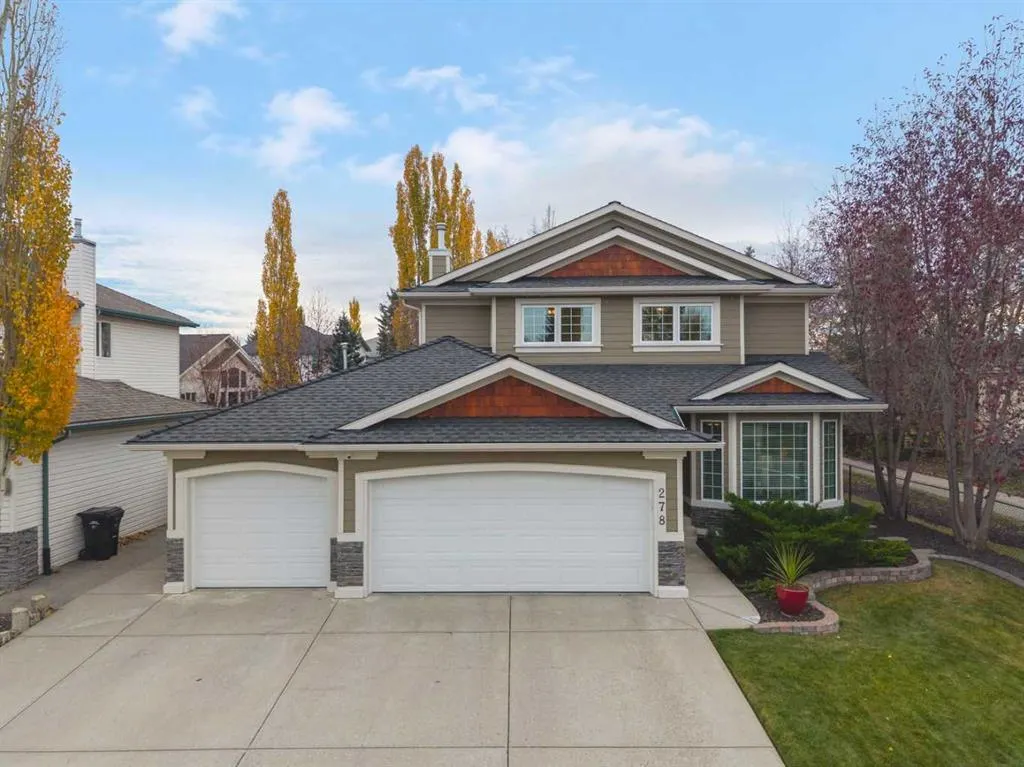 278 Douglasdale Point SE