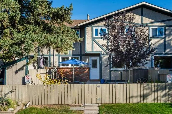 203 Lynnview Road SE