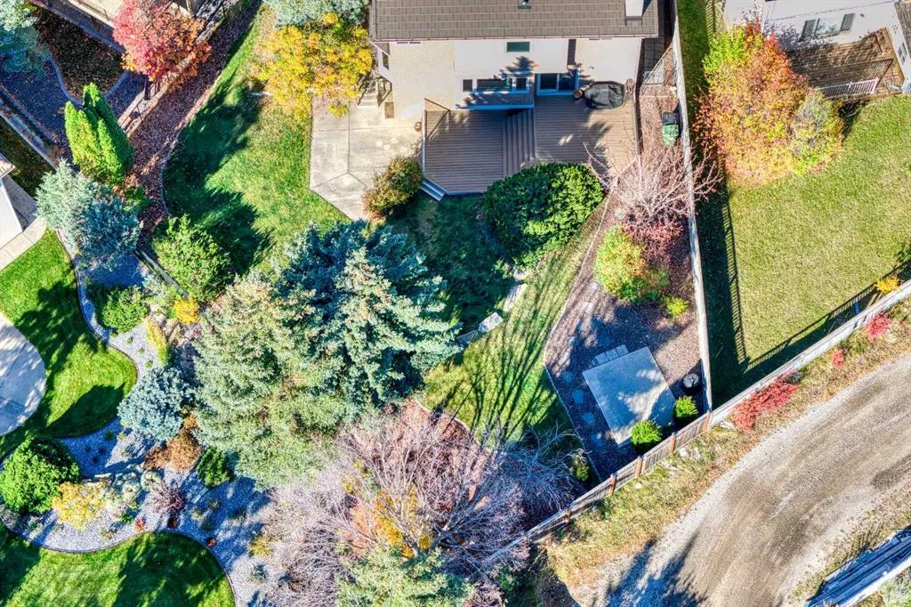 220 Hawkview Manor Circle NW