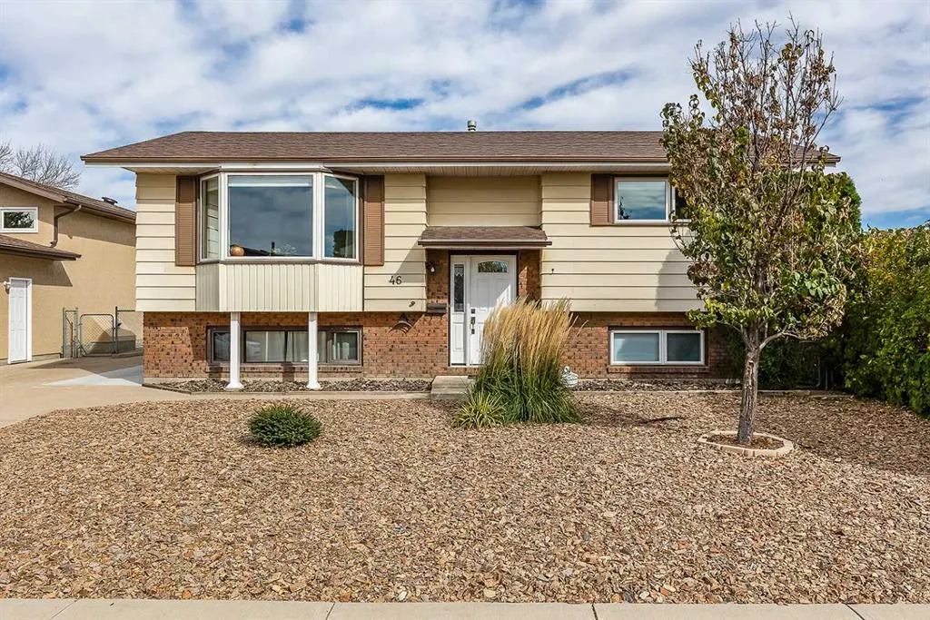 46 Ross Haven Place SE