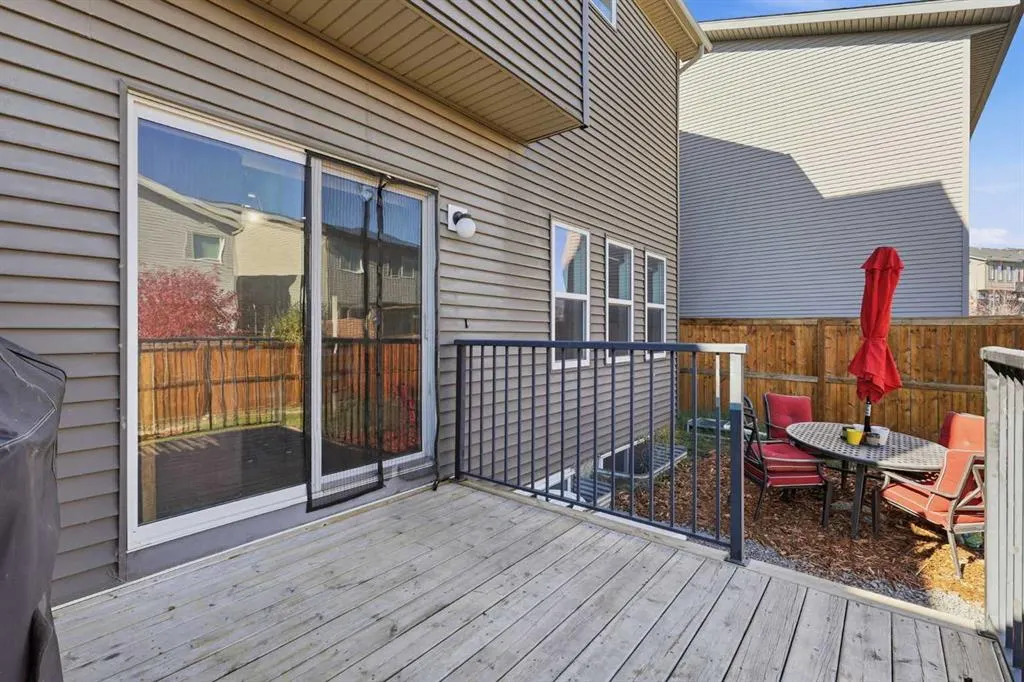 252 Walden Heights SE