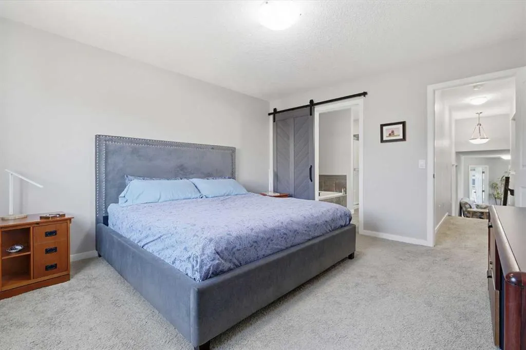 252 Walden Heights SE