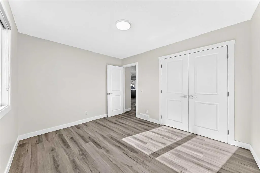 235 Margate Close NE