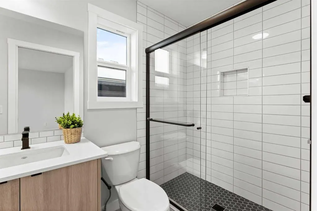 70 Versant View SW