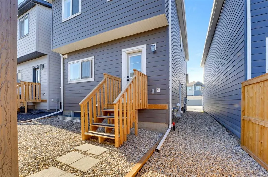70 Versant View SW