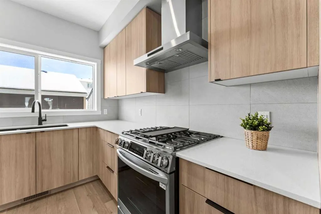 70 Versant View SW