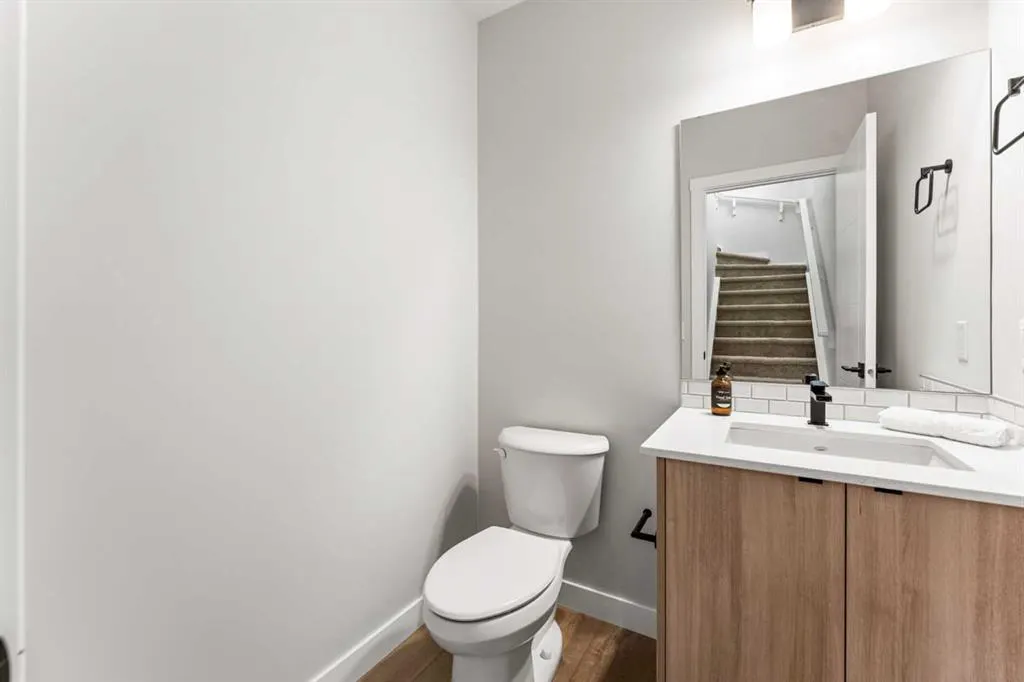 70 Versant View SW