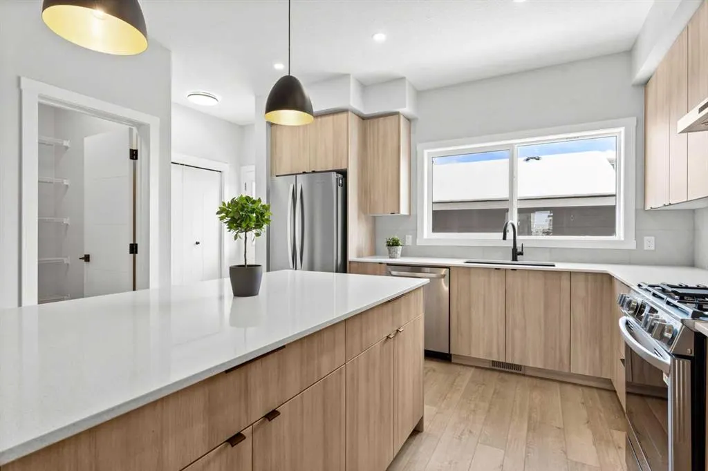 70 Versant View SW