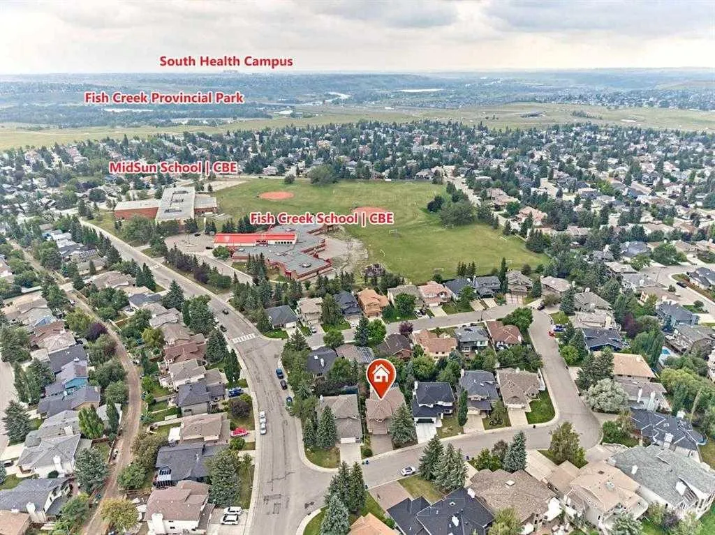 7 Suncastle Crescent SE