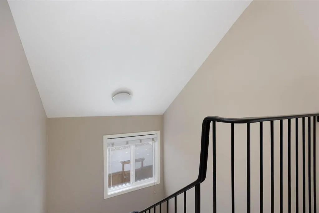 711 Beacon Hill Drive #33