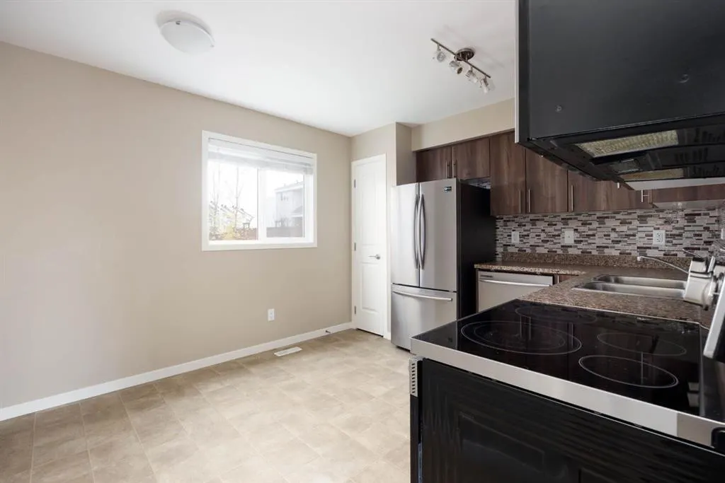 711 Beacon Hill Drive #33