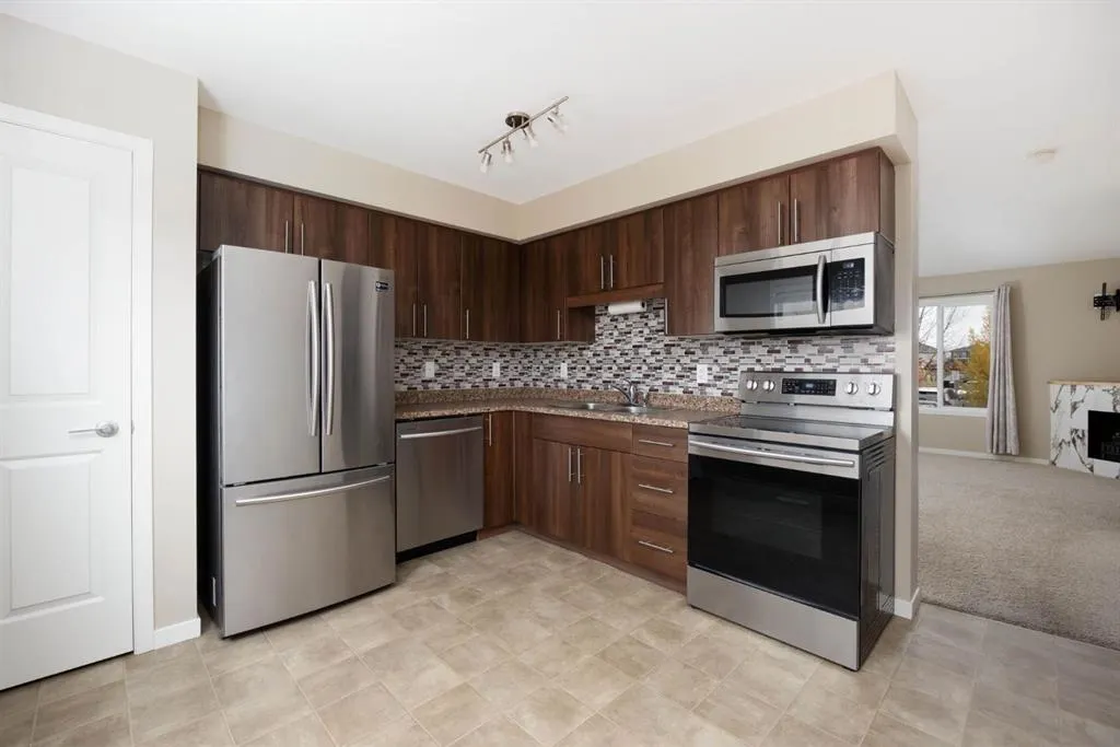 711 Beacon Hill Drive #33
