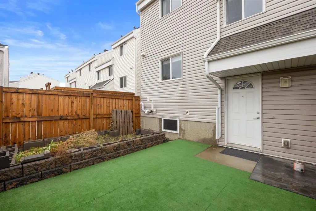711 Beacon Hill Drive #33