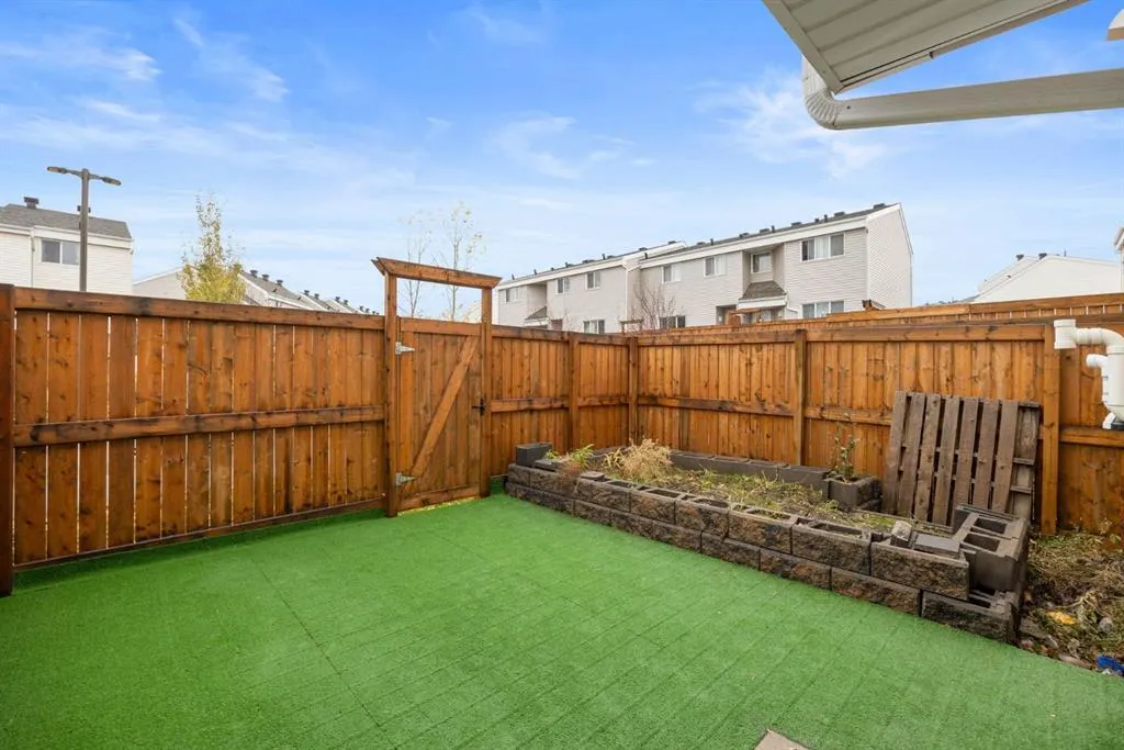 711 Beacon Hill Drive #33