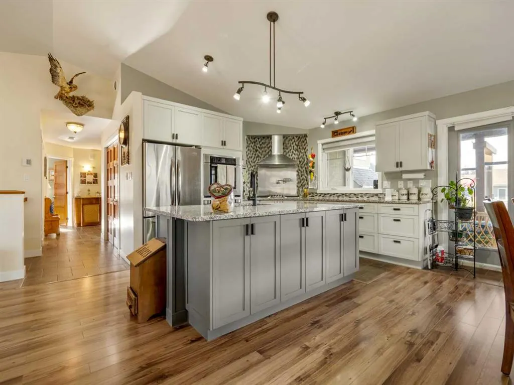 462 Sunset Drive