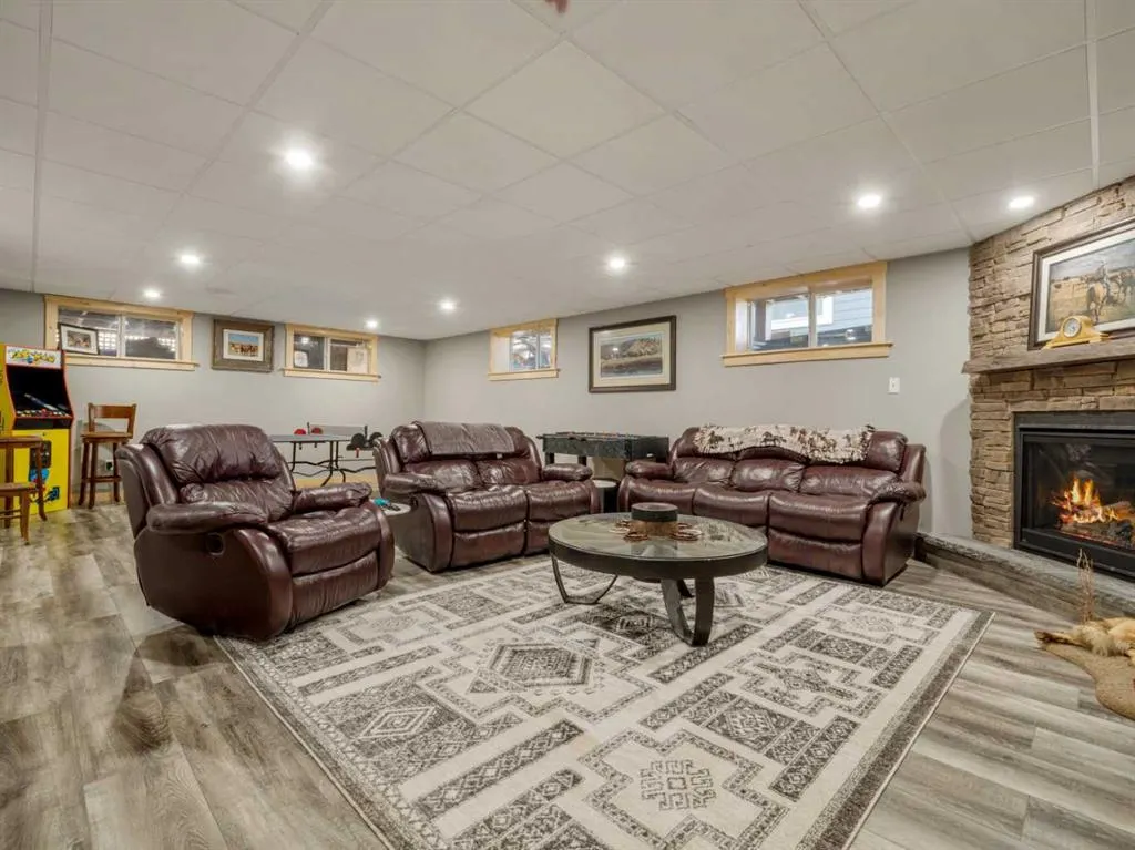 462 Sunset Drive