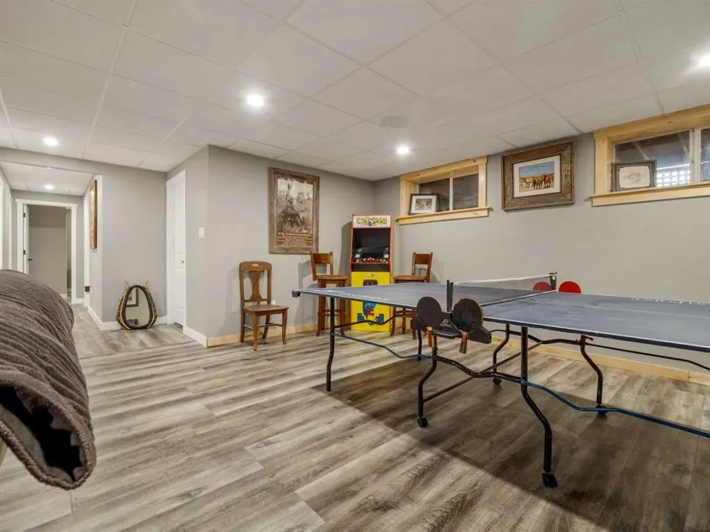 462 Sunset Drive