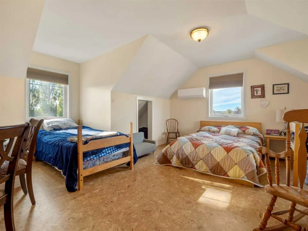 462 Sunset Drive