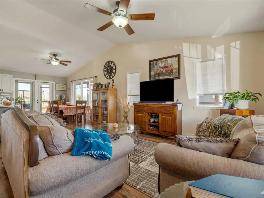462 Sunset Drive