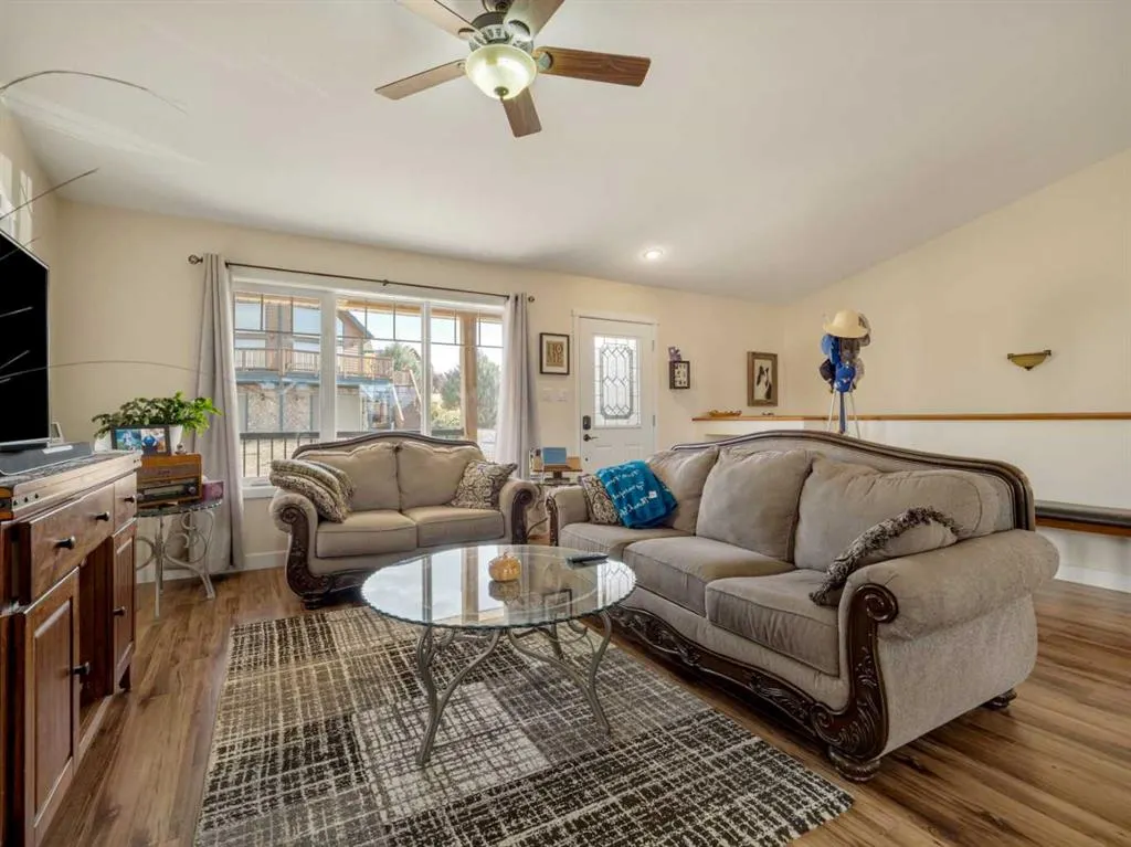 462 Sunset Drive