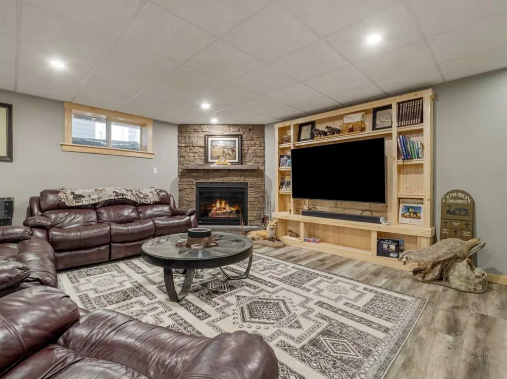 462 Sunset Drive