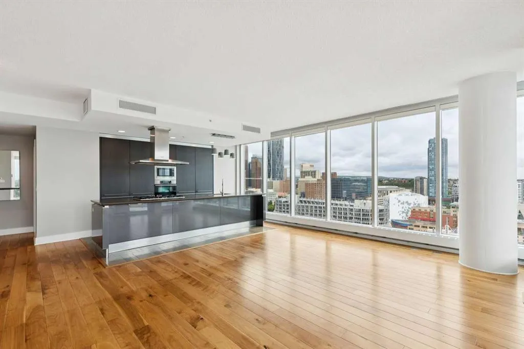 433 11 Avenue SE #1901