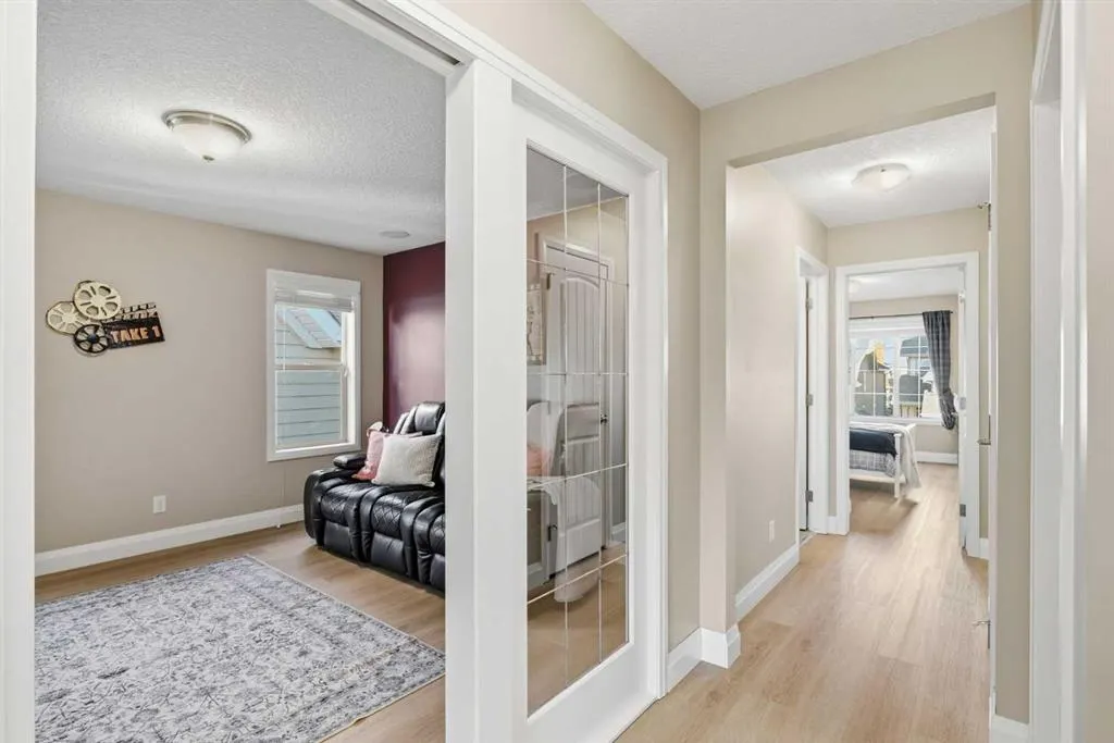 14 Riviera Place