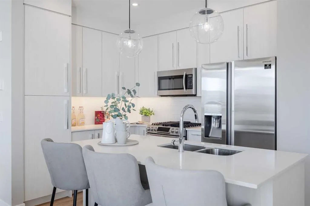 383 Smith Street NW #410