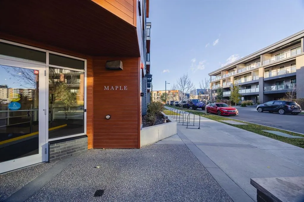 383 Smith Street NW #410