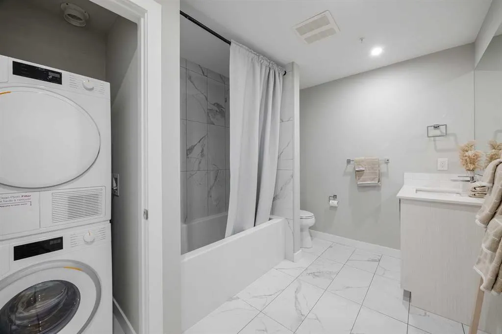 383 Smith Street NW #410