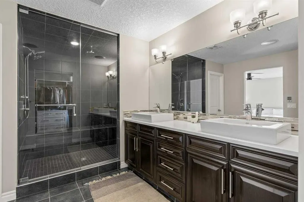 106 Cranford Green SE