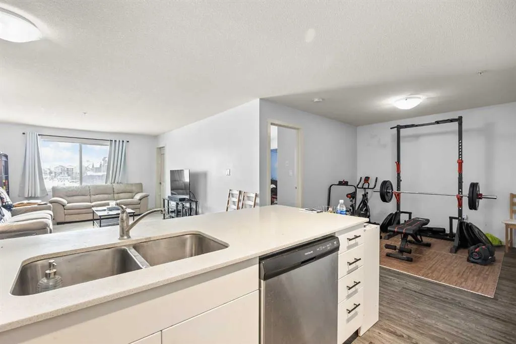 181 Skyview Ranch Manor NE #2210