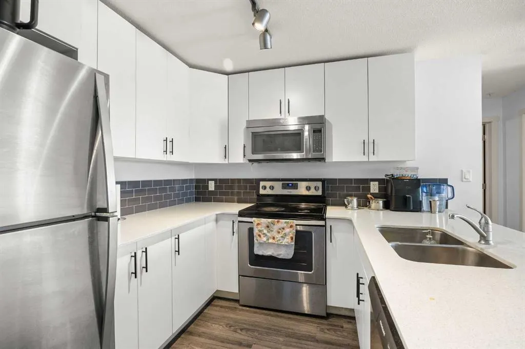 181 Skyview Ranch Manor NE #2210