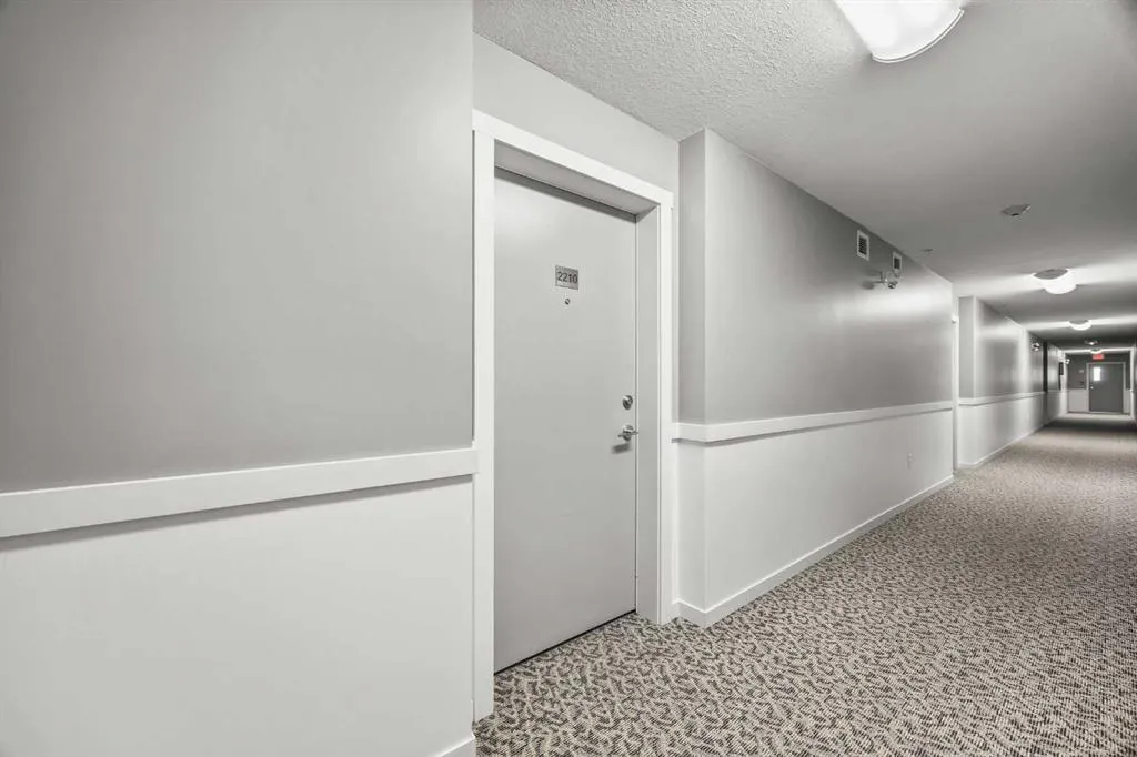 181 Skyview Ranch Manor NE #2210
