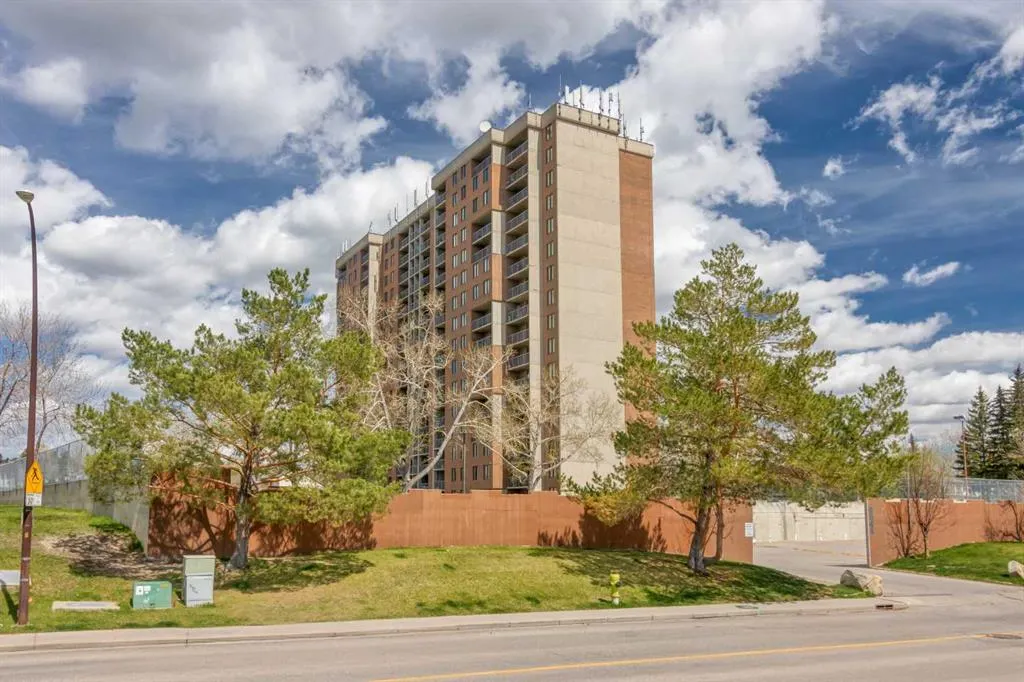 4944 Dalton Drive NW #413