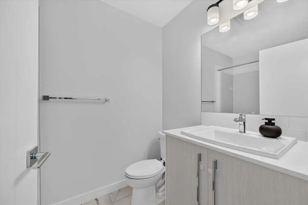 135 Belmont Passage SW #602