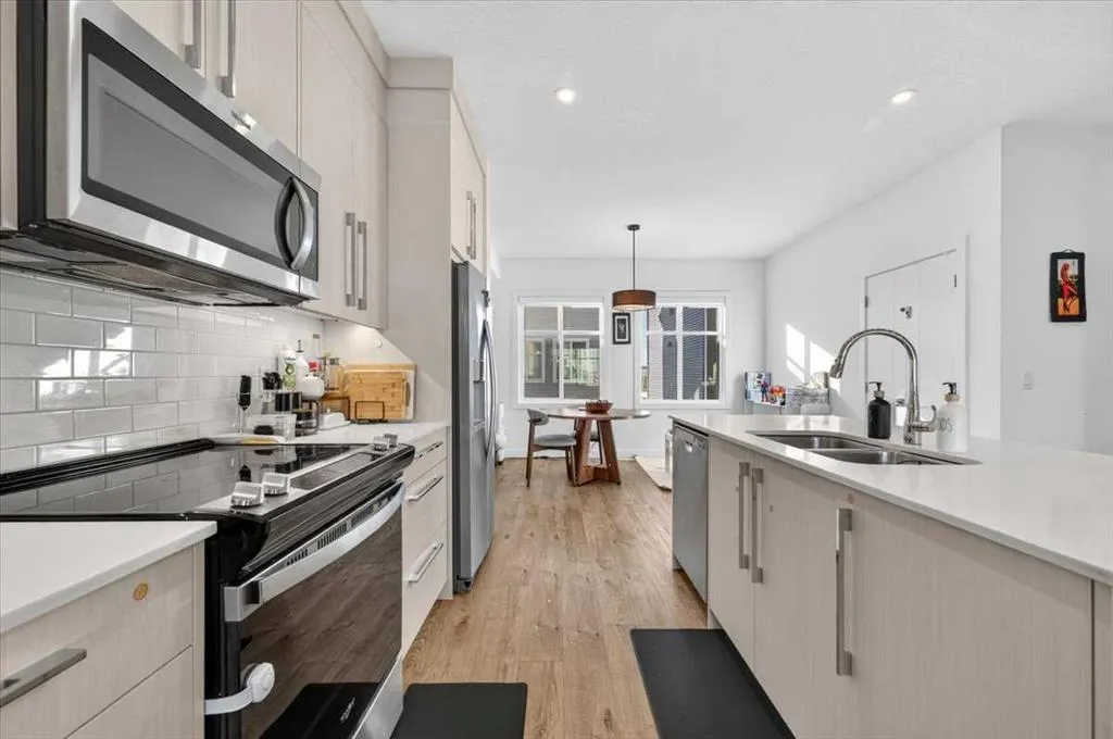 135 Belmont Passage SW #602