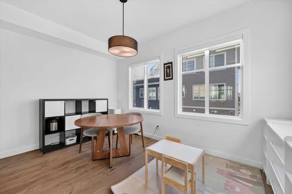 135 Belmont Passage SW #602