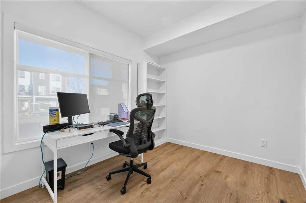 135 Belmont Passage SW #602