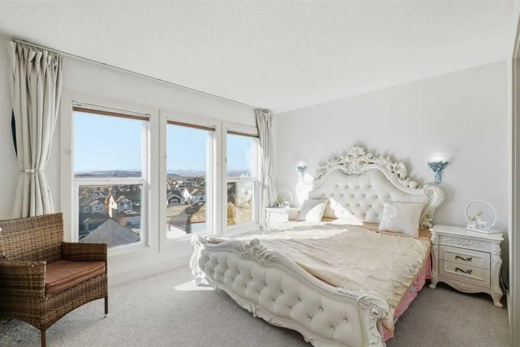 60 Heritage Green