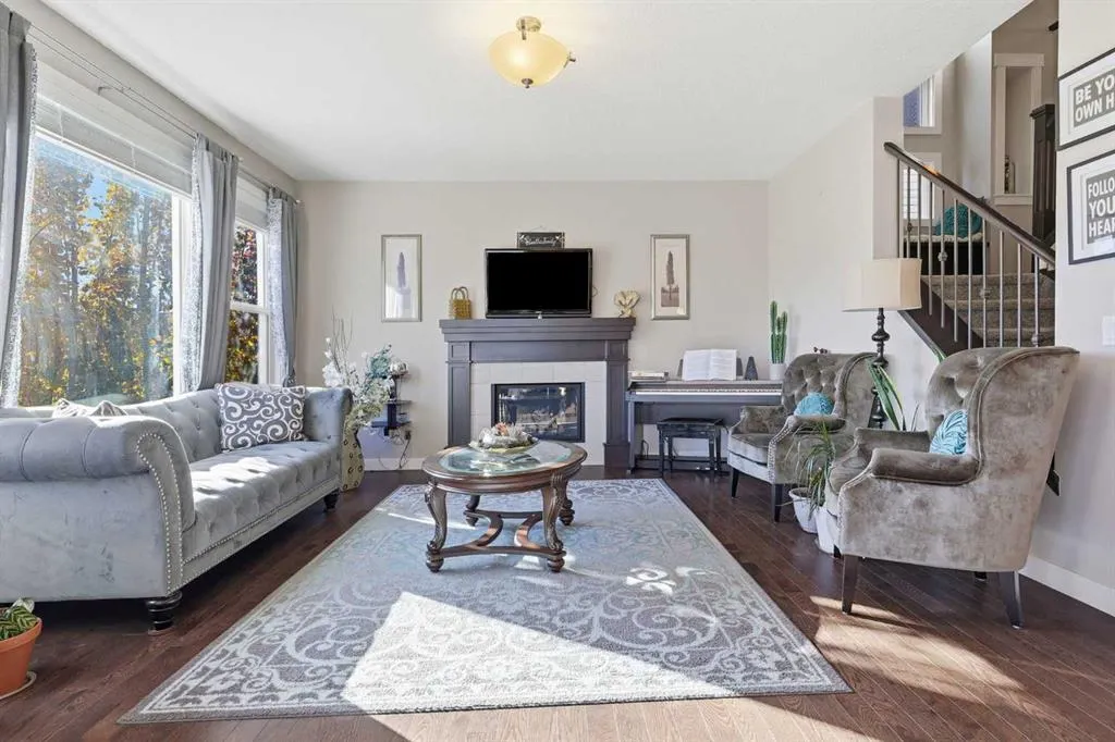 19 Mount Rae Heights