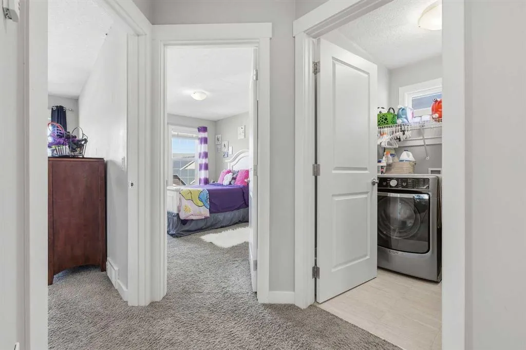 19 Mount Rae Heights