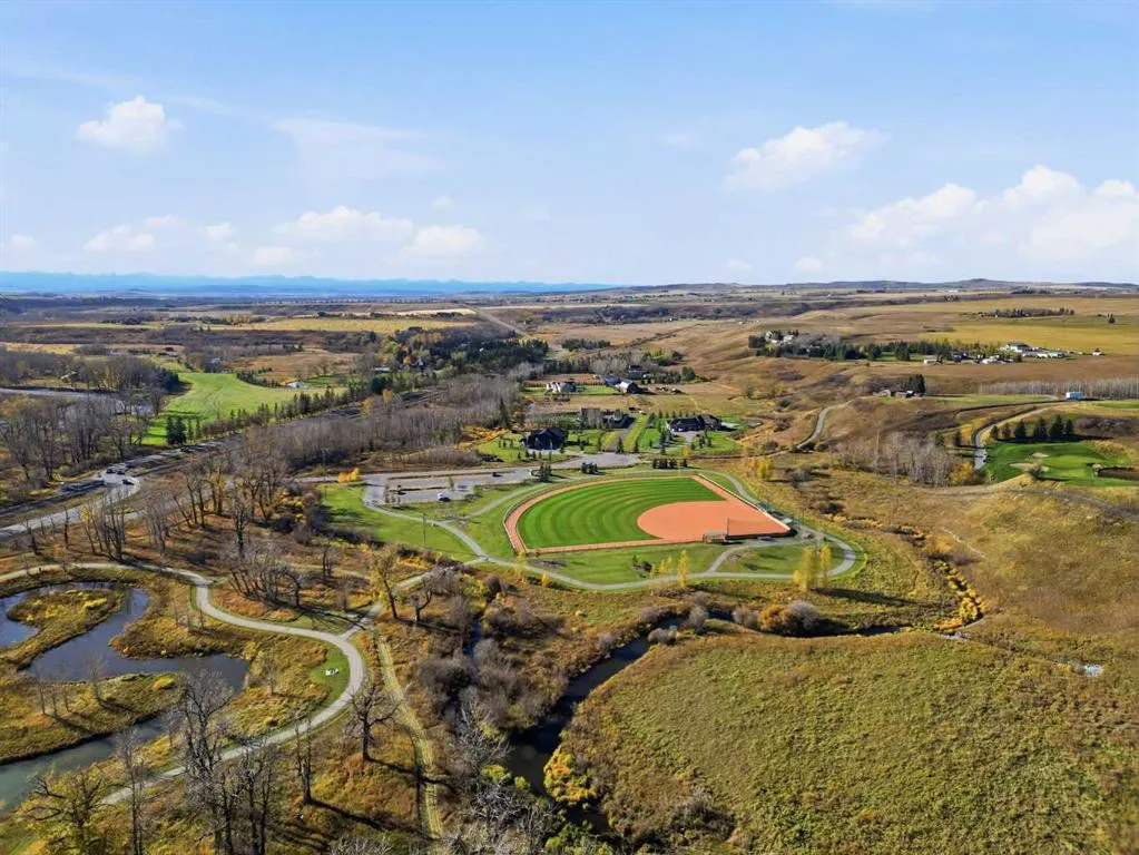 19 Mount Rae Heights