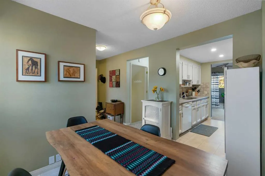 2300 Oakmoor Drive SW #92