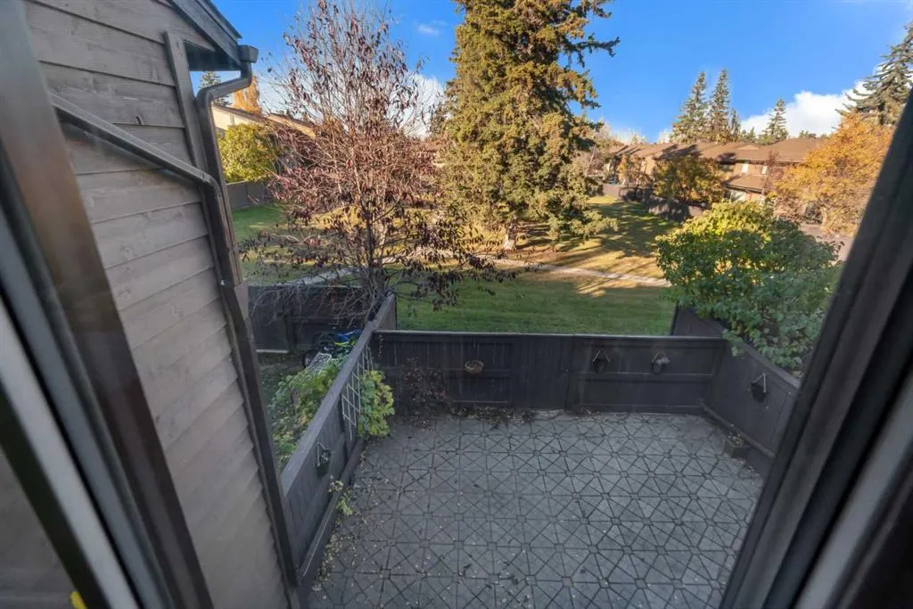 2300 Oakmoor Drive SW #92