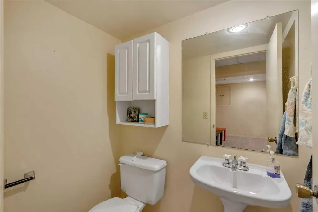 2300 Oakmoor Drive SW #92