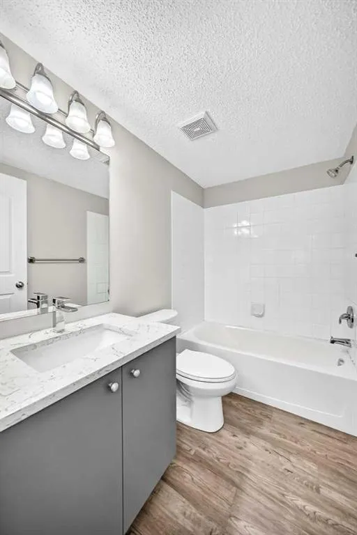 2371 Eversyde Avenue SW #2105