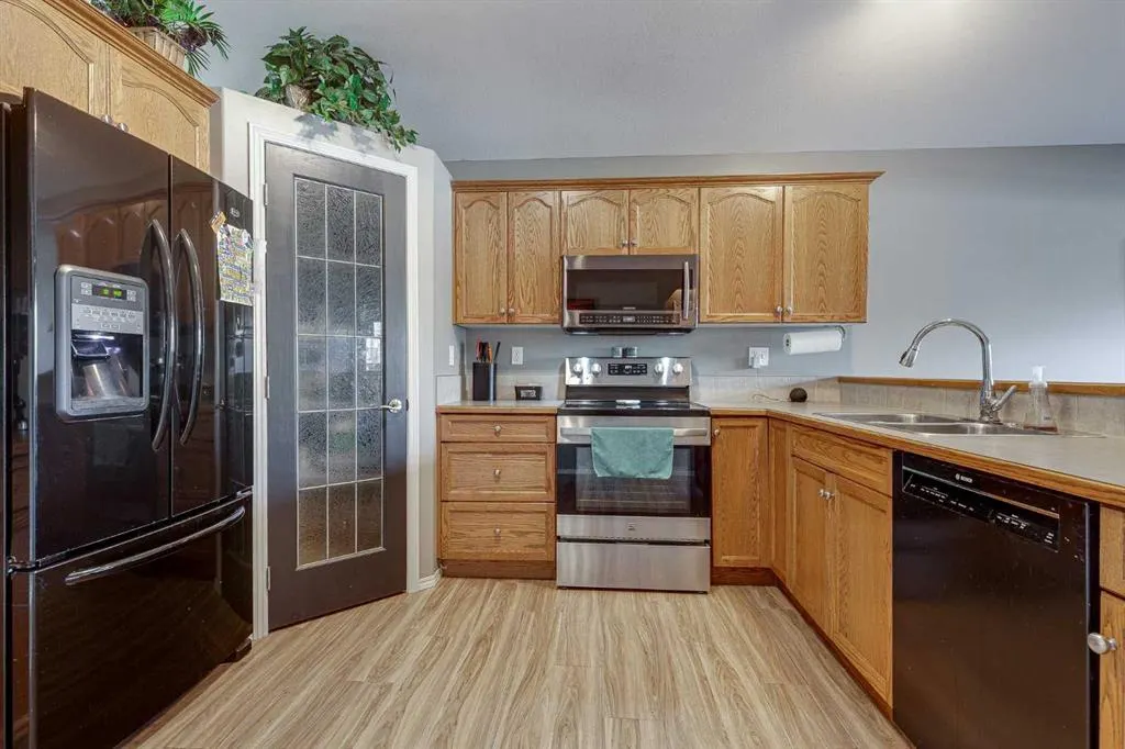 51 Plumtree Crescent